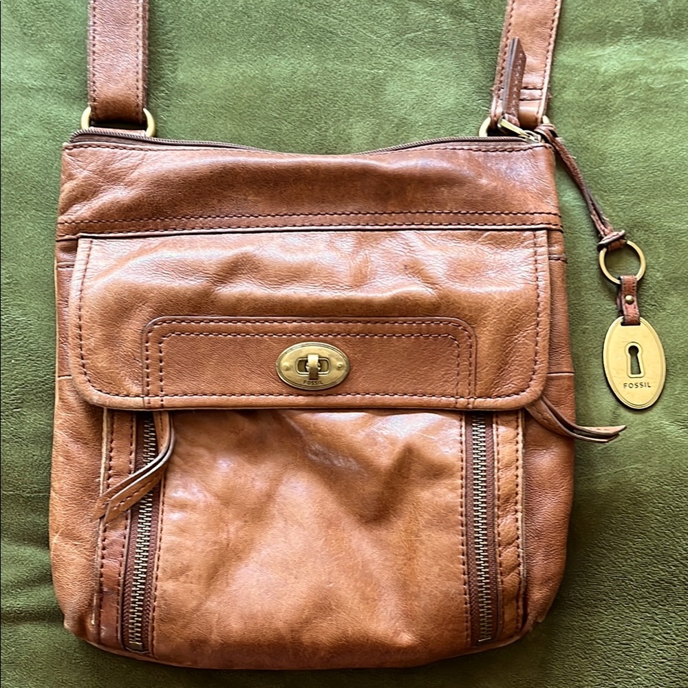Fossil Tan Leather Crossbody Bag with Gold Accents